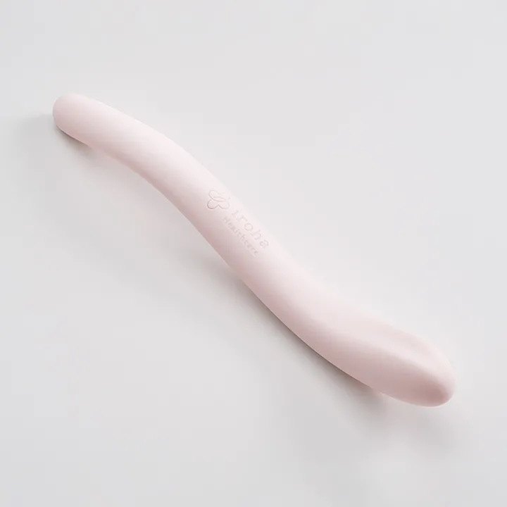 貧乳